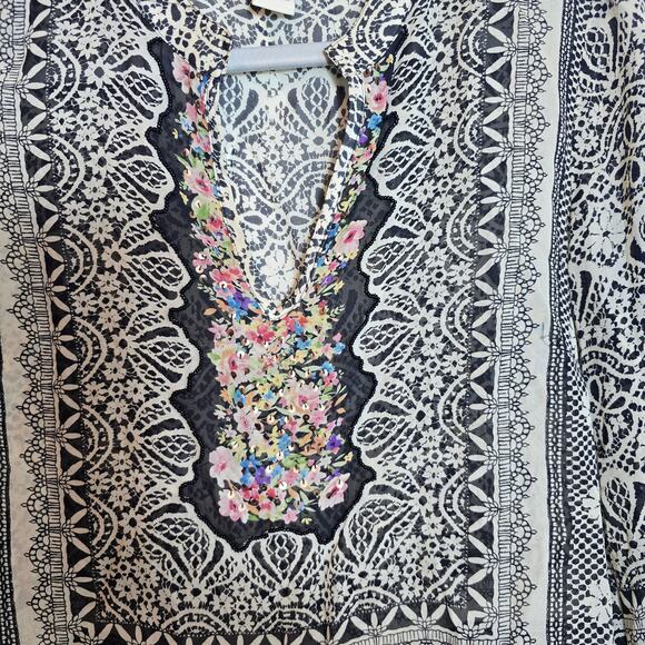 Sundance 100% Silk Boho Tunic Top Size M Embelished Floral Split V-Neck Peasant - Picture 4 of 10